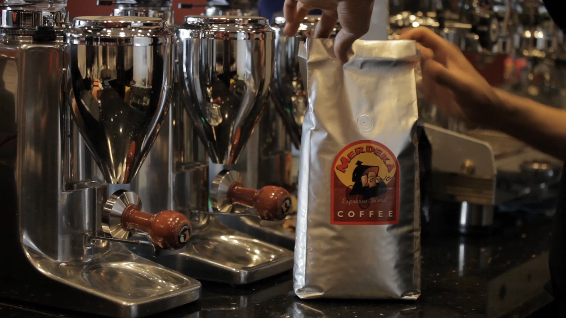 Sequence 02.00 01 13 17.Still009